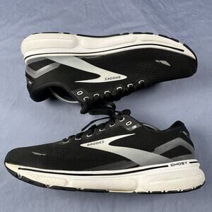 Brooks Black Ghost 15 Men’s Size 11 Wide Shoes Black Gym Sneakers 1103932E012